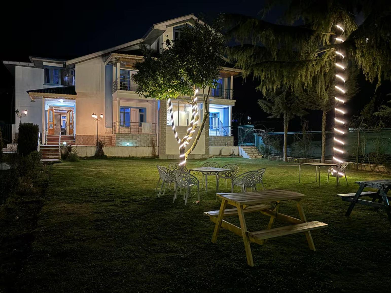 Nasheman Resorts Srīnagar Екстериор снимка